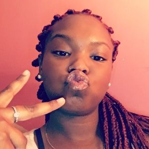 Meet your Posher, Precious